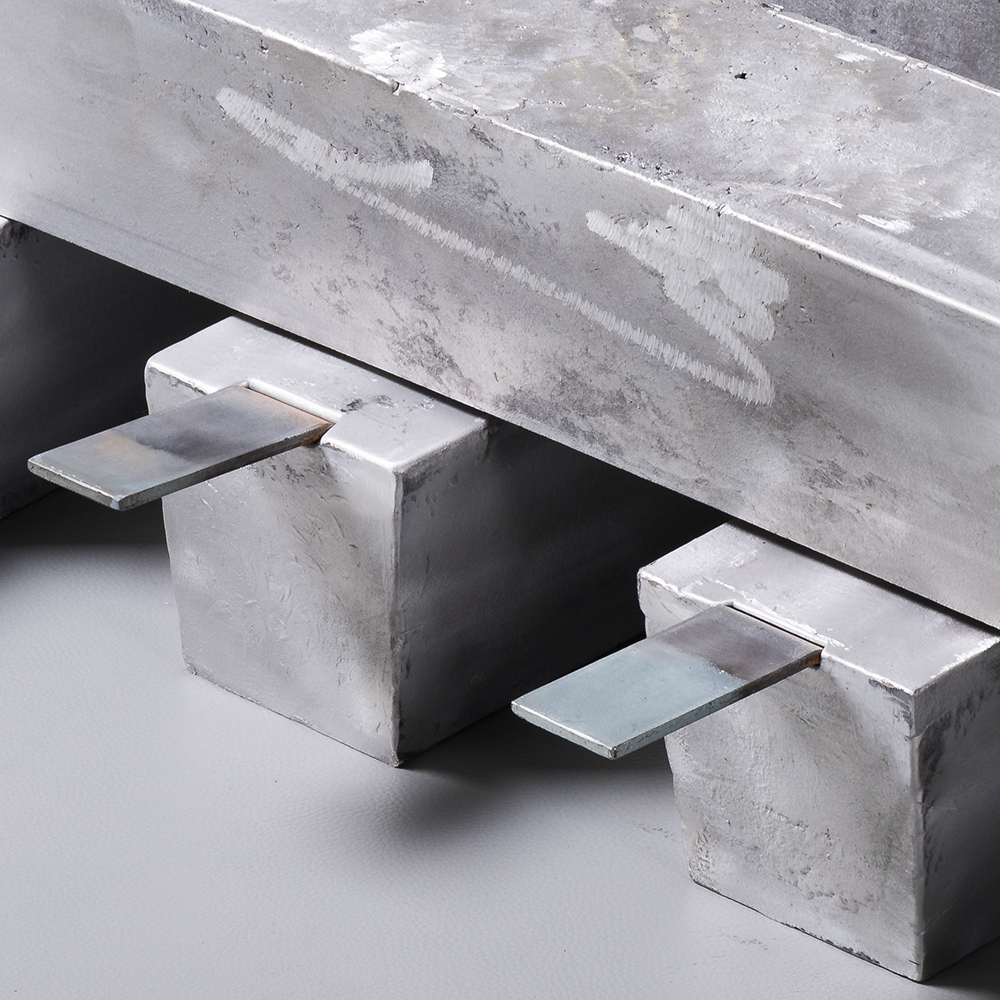 Slender Flush-Mounted Aluminum Anode with Flat Bar Insert